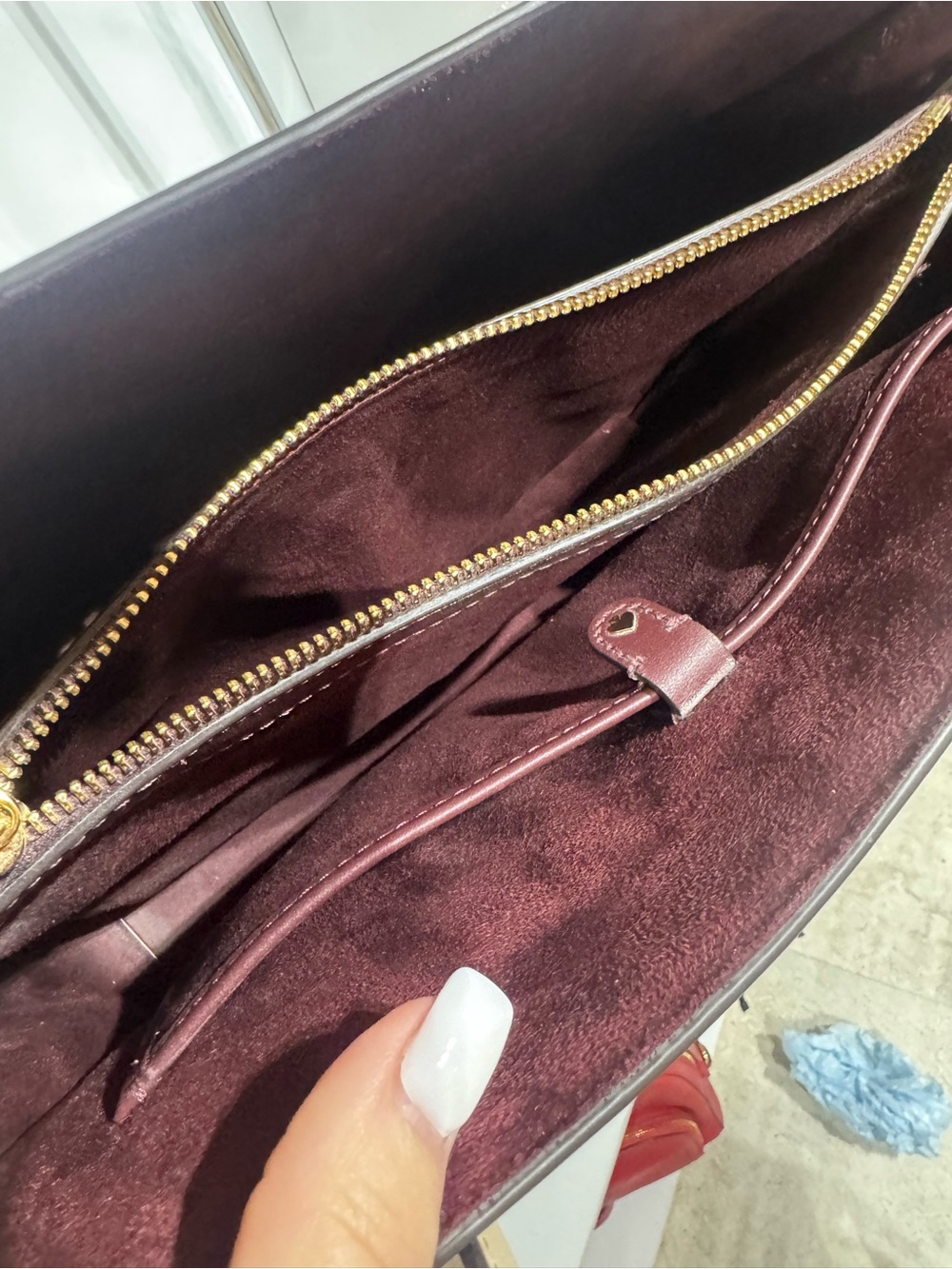 kate spade Cream Leather Satchel with Gold Hardware - Picture 4 of 5